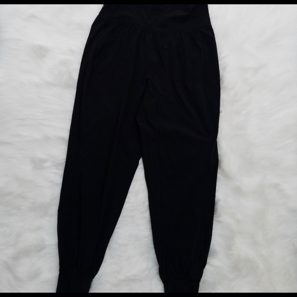Lululemon black sweatpants jogger pant